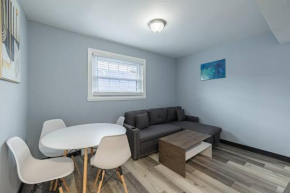 Cozy Updated 2BR Apartment in DC